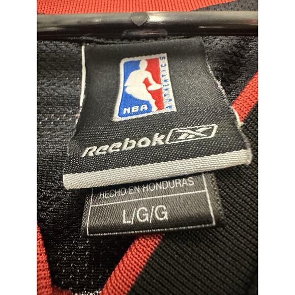 Jersey Miami Heat Wade Dwayne Reebok NBA #3 Size Large - Picture 3 of 6